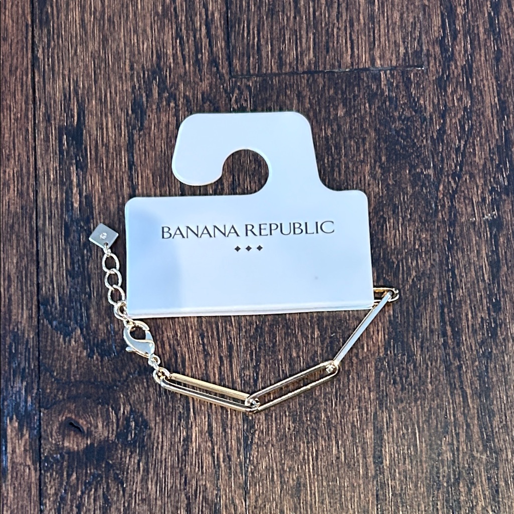 Nwt Banana Republic Gold Chain Bracelet 40$